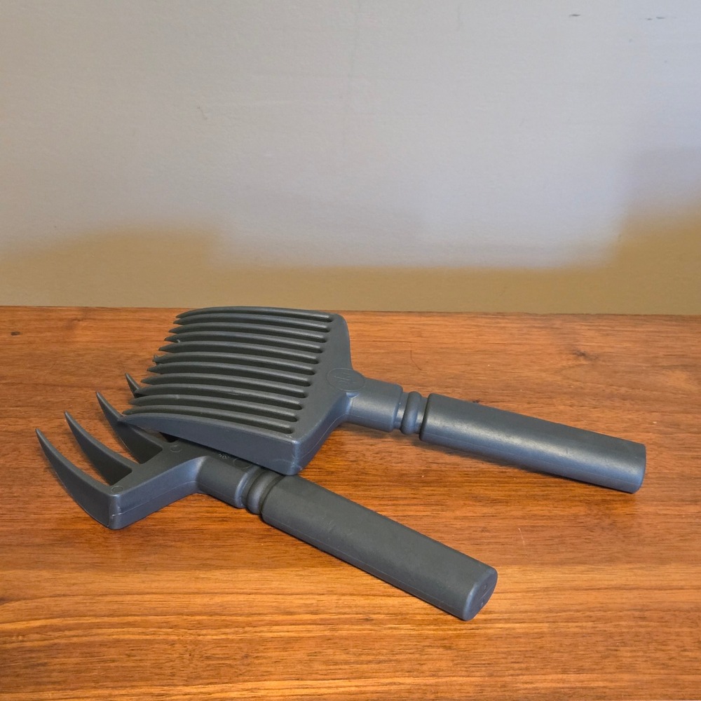 Pampered Chef Quick Shred Meat Claws Grey Nylon‎ BBQ Shredding Tools 2704